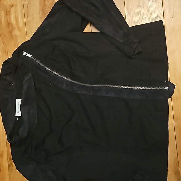 **HOST PICK** Vince Camuto jacket - Picture 4 of 9